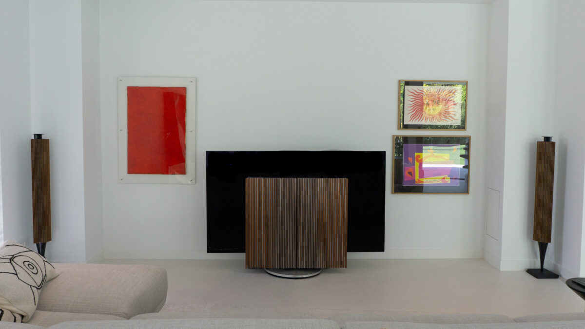 Beovision Harmony tussen twee Beolab 18