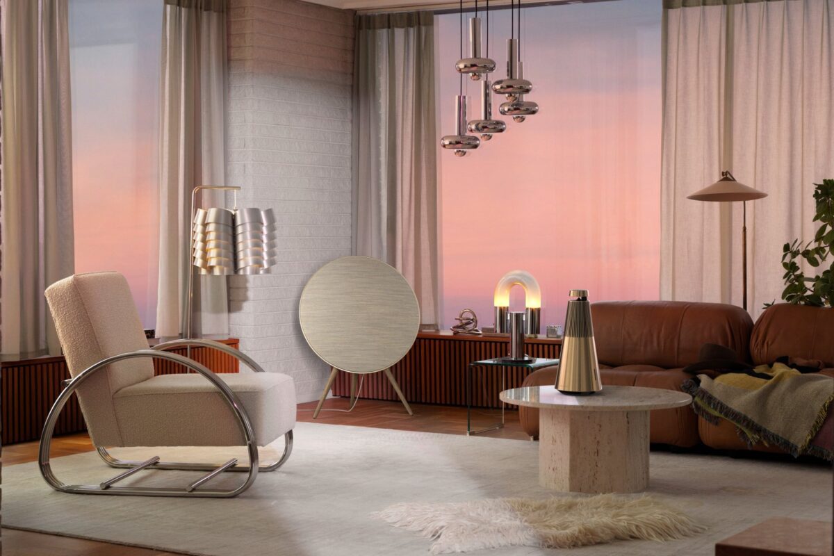 Beosound A9 en Beosound 2 in een woonkamer